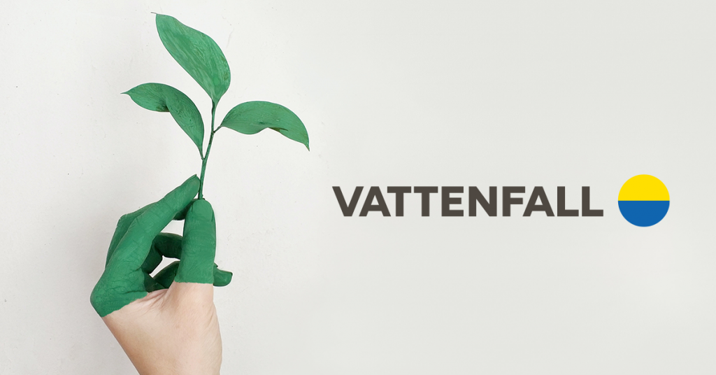 En hand med ne grön växt tillsammans med Vattenfalls logotyp